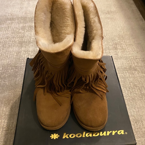 Koolaburra Shoes | Koolaburra Haley Women's Fur Fringe Boots, Chestnut | Color: Brown/Tan | Size: 7 | Nmf315's Closet